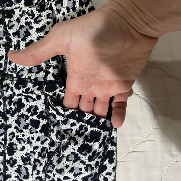 ZYIA Black and White Patterned Leggings - Picture 3 of 4